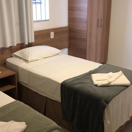 Hotel Oitis Governador Valadares Buitenkant foto
