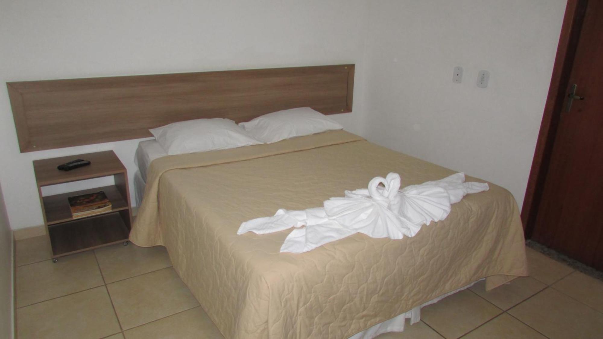 Hotel Oitis Governador Valadares Buitenkant foto