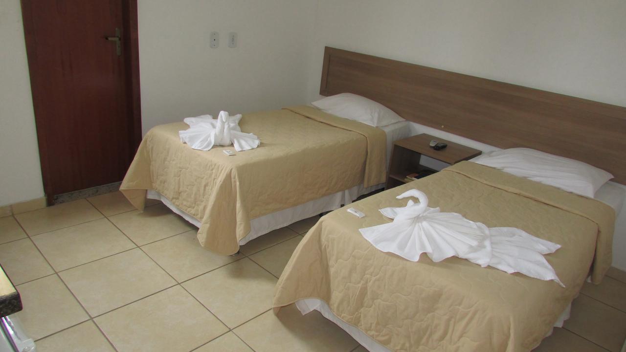 Hotel Oitis Governador Valadares Buitenkant foto